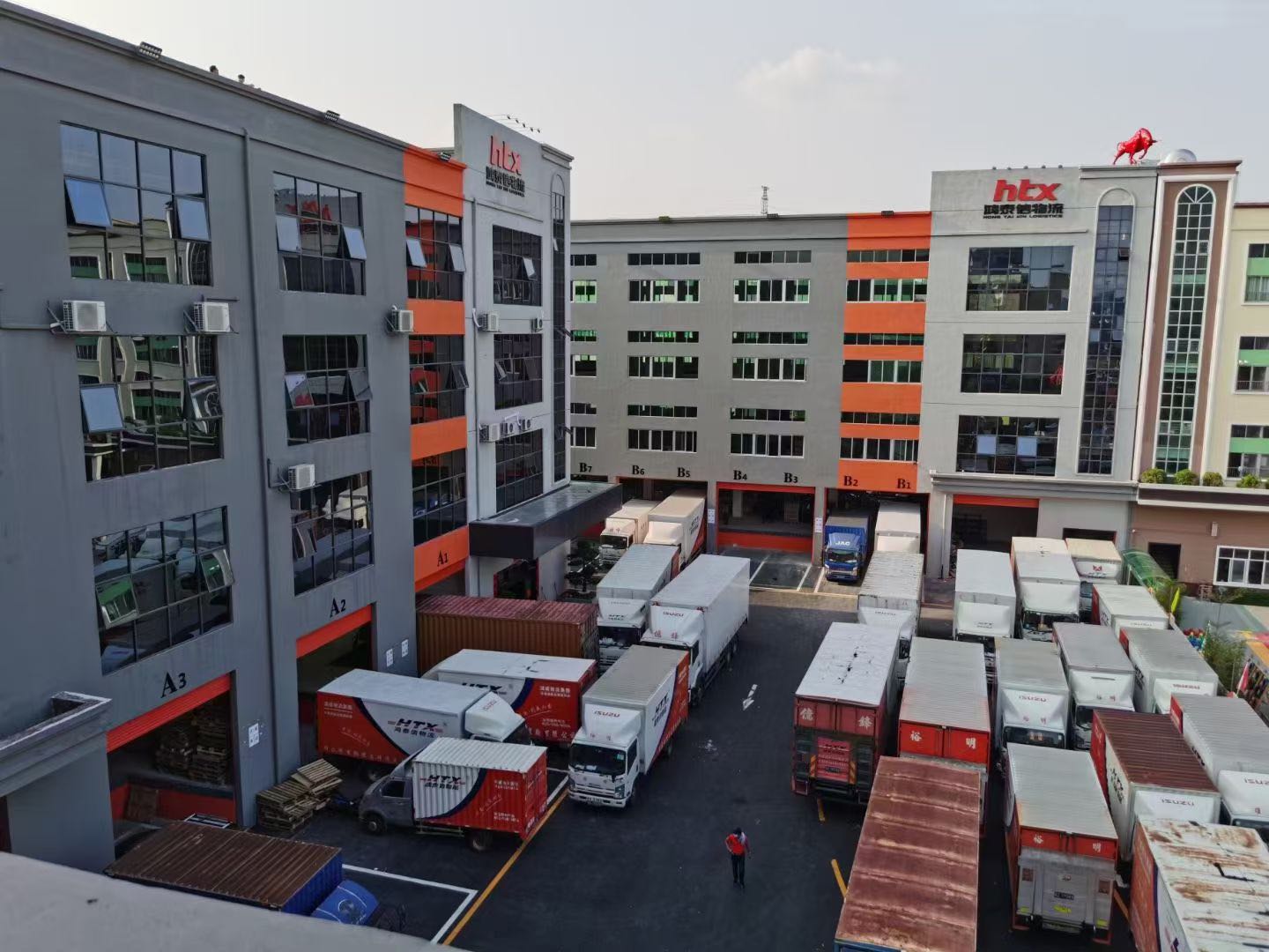 深圳到香港的拖車出口，中港物流拖車運輸&mdash;&mdash;報關(guān)流程